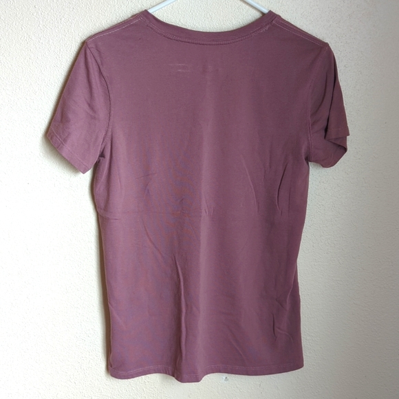 Like New Carhartt Tee - Picture 2 of 3